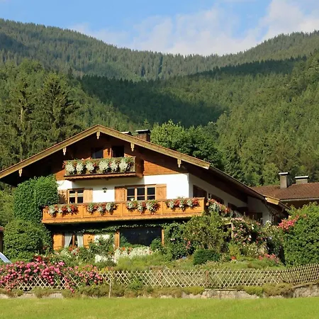 Haus Hoerth * Kreuth